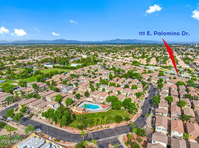 111 E PALOMINO Drive, Gilbert, AZ 85296