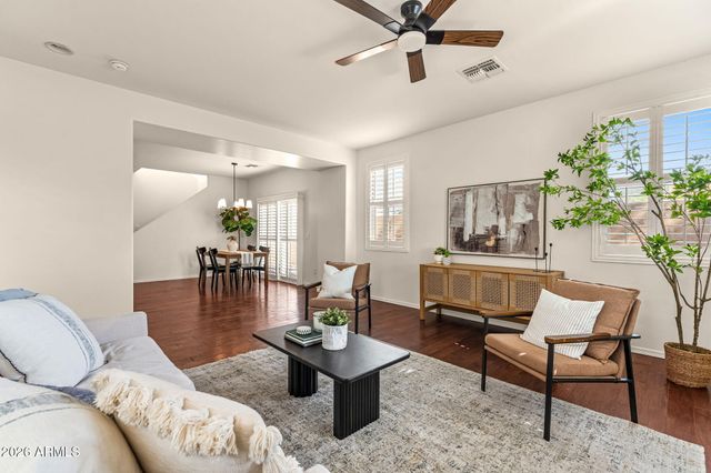 111 E PALOMINO Drive, Gilbert, AZ 85296