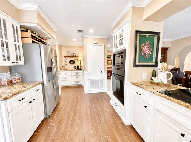 3637 Castle River Dr, Corpus Christi, TX 78410