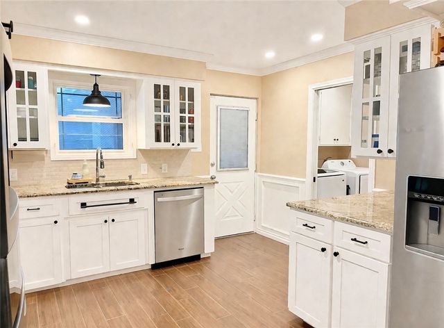 3637 Castle River Dr, Corpus Christi, TX 78410