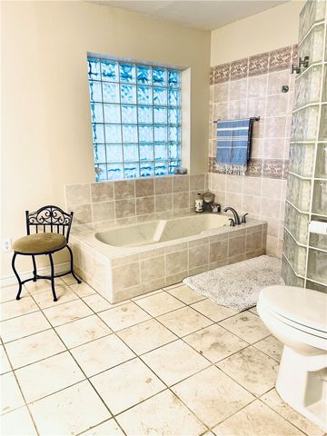 3637 Castle River Dr, Corpus Christi, TX 78410