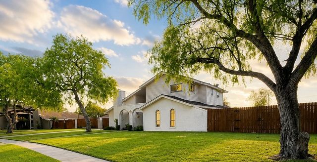 3637 Castle River Dr, Corpus Christi, TX 78410