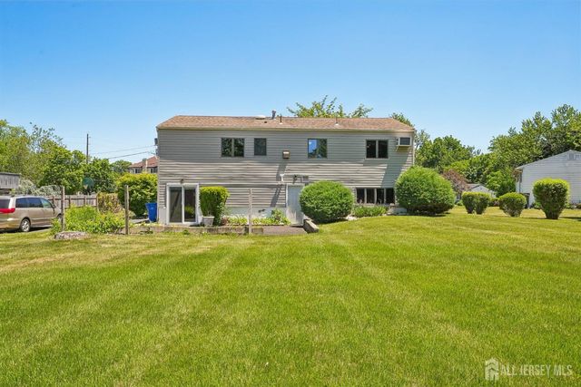1 Cheryl Court, Piscataway, NJ 08854