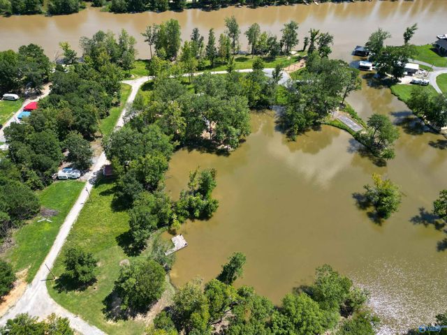 10 County Road 182, Cedar Bluff, AL 35959