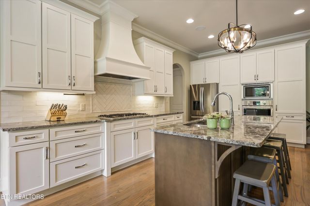 501 Lone Willow Drive, Knoxville, TN 37934