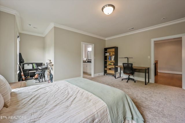 501 Lone Willow Drive, Knoxville, TN 37934