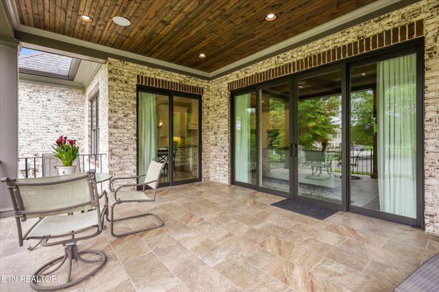 501 Lone Willow Drive, Knoxville, TN 37934