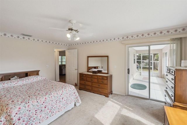 10010 LAKESHORE DRIVE, Clermont, FL 34711