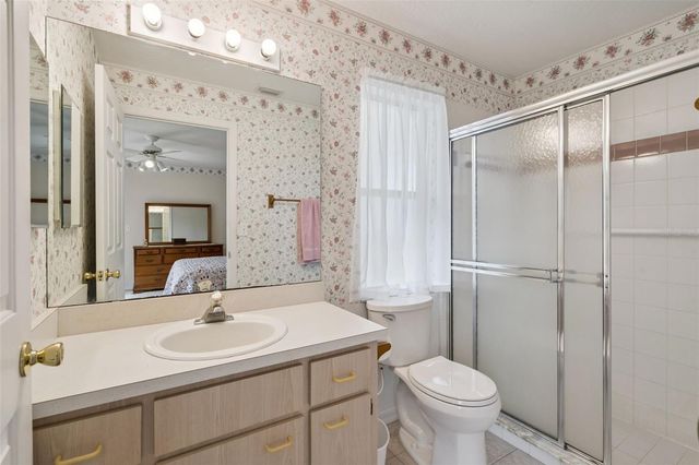 10010 LAKESHORE DRIVE, Clermont, FL 34711