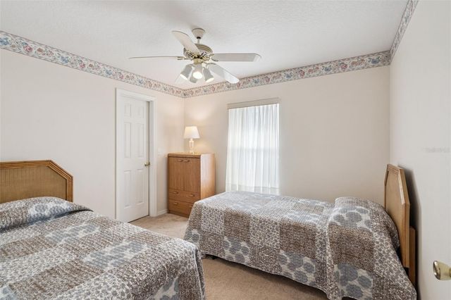 10010 LAKESHORE DRIVE, Clermont, FL 34711