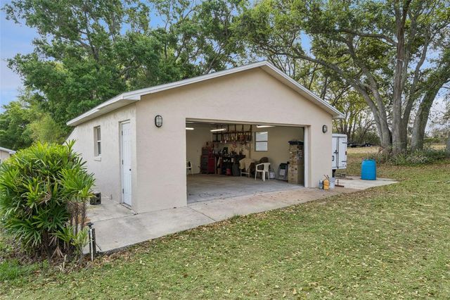 10010 LAKESHORE DRIVE, Clermont, FL 34711