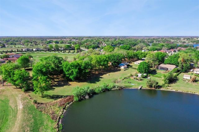 10010 LAKESHORE DRIVE, Clermont, FL 34711