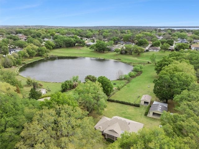 10010 LAKESHORE DRIVE, Clermont, FL 34711