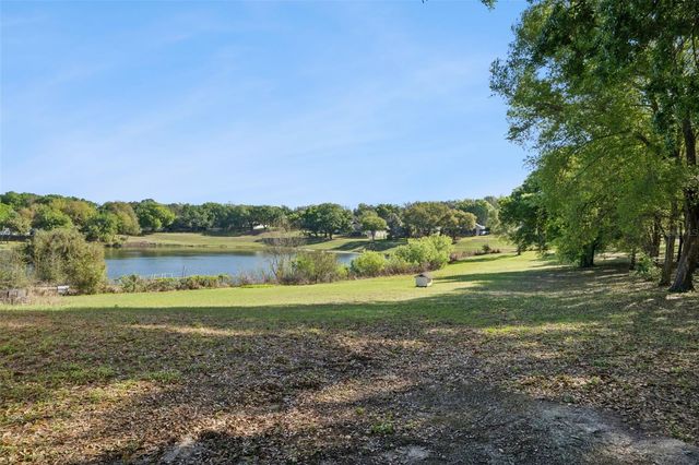 10010 LAKESHORE DRIVE, Clermont, FL 34711