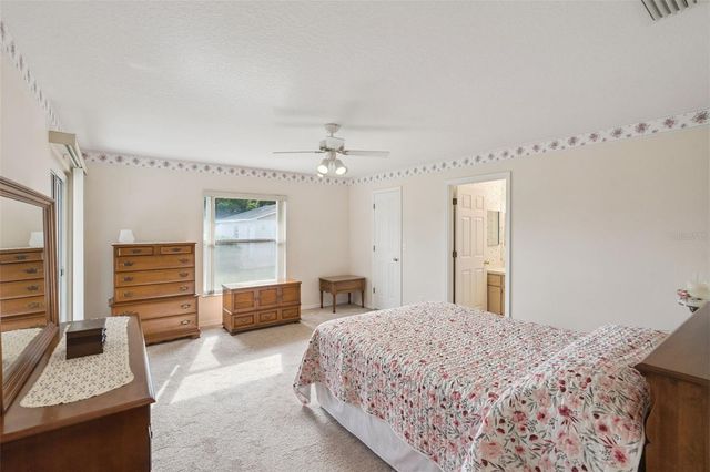 10010 LAKESHORE DRIVE, Clermont, FL 34711