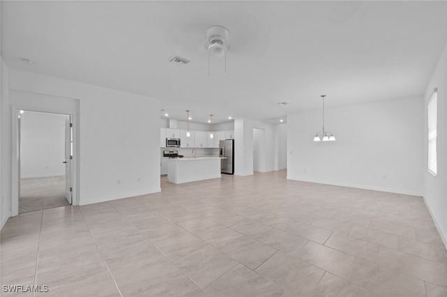 18271 Ridgeline DR, Estero, FL 33928
