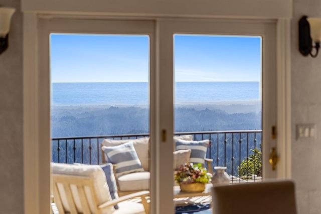 25220 Quail Ridge Road, Los Gatos, CA 95033