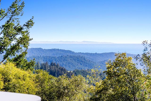 25220 Quail Ridge Road, Los Gatos, CA 95033