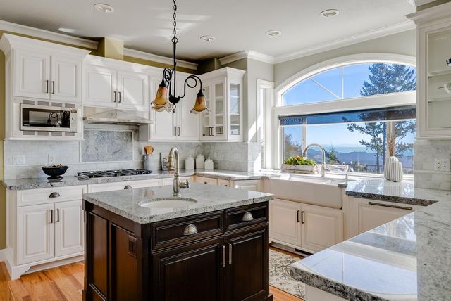 25220 Quail Ridge Road, Los Gatos, CA 95033