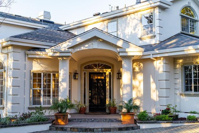 25220 Quail Ridge Road, Los Gatos, CA 95033