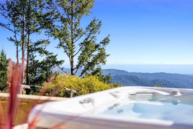 25220 Quail Ridge Road, Los Gatos, CA 95033