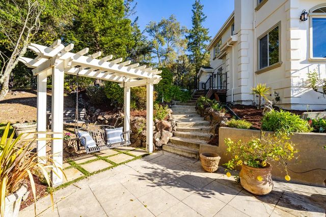 25220 Quail Ridge Road, Los Gatos, CA 95033