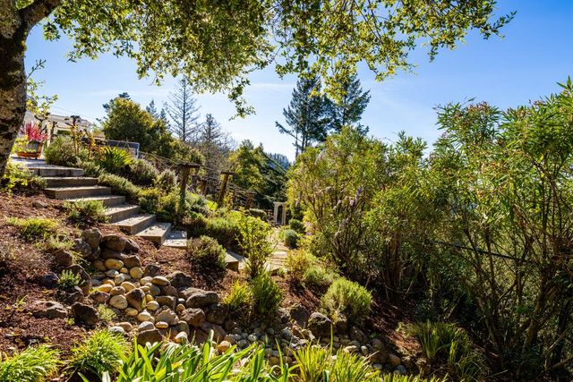 25220 Quail Ridge Road, Los Gatos, CA 95033
