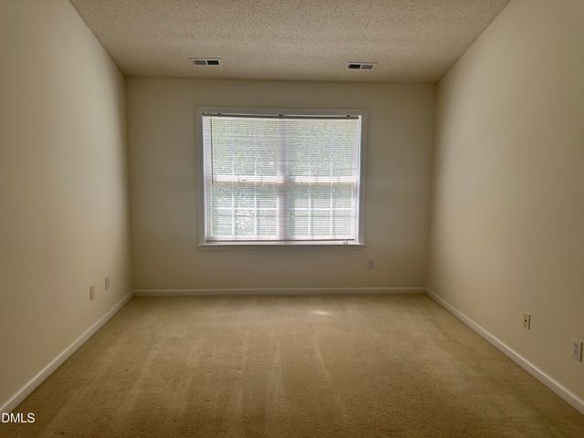 124 Fairford Drive, Holly Springs, NC 27540