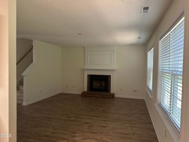 124 Fairford Drive, Holly Springs, NC 27540