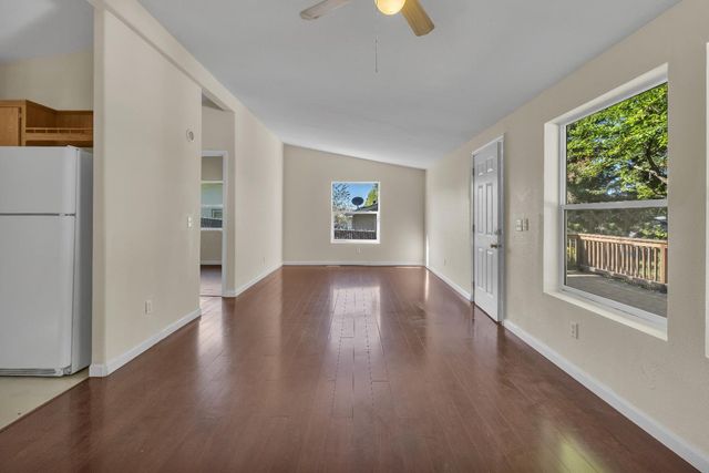 10227 Welsh Ln, Grass Valley, CA 95949
