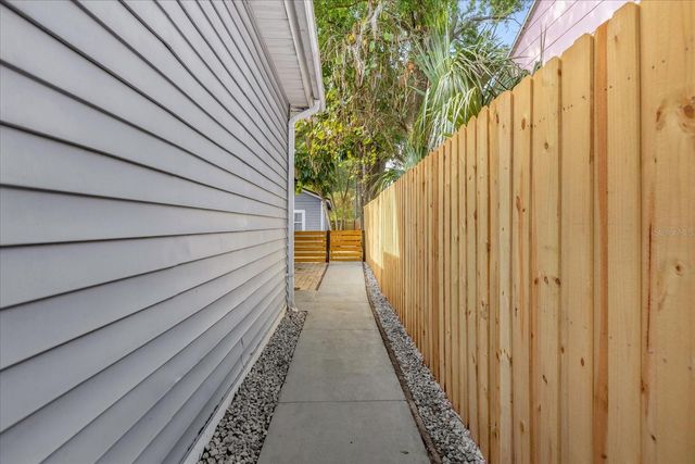 322 E KALEY STREET B, Orlando, FL 32806