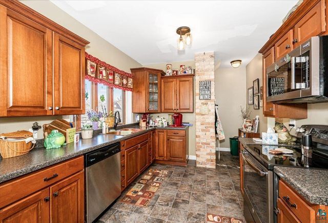 2319 Tower Ave, Superior, WI 54880