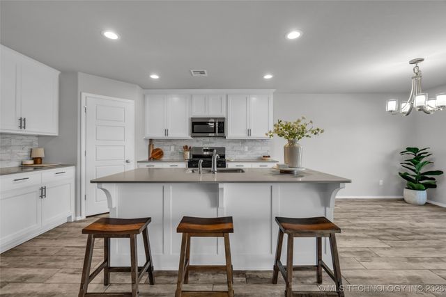 2008 E Union Street, Broken Arrow, OK 74011