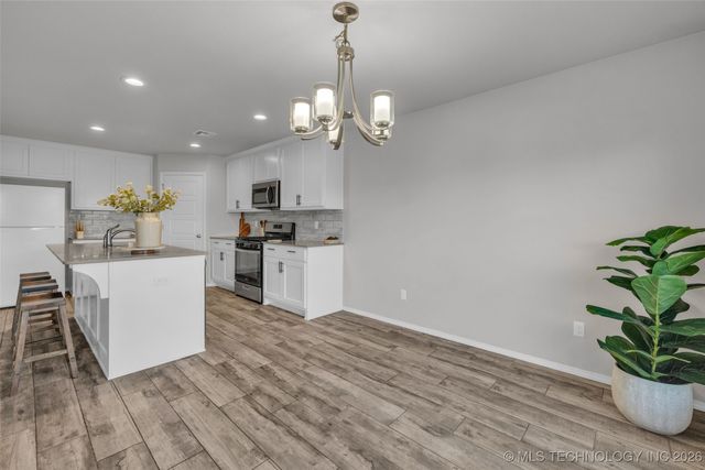 2008 E Union Street, Broken Arrow, OK 74011