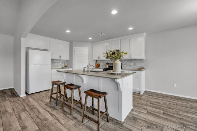 2008 E Union Street, Broken Arrow, OK 74011