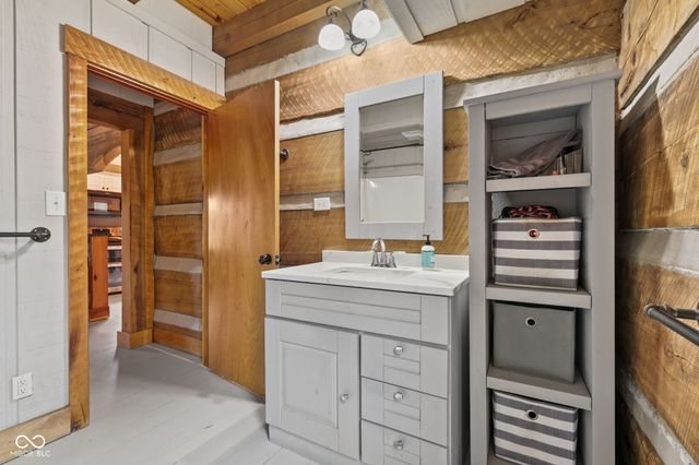 2398 Country Club Road, Nashville, IN 47448