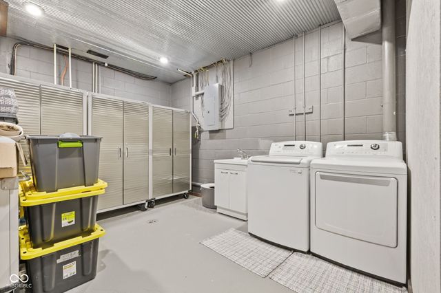 2398 Country Club Road, Nashville, IN 47448