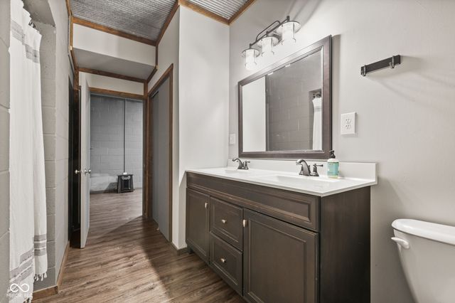 2398 Country Club Road, Nashville, IN 47448