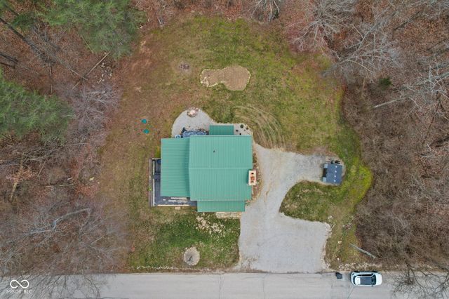 2398 Country Club Road, Nashville, IN 47448