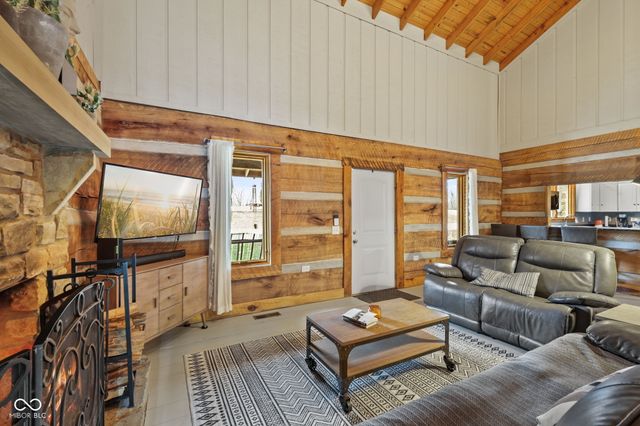 2398 Country Club Road, Nashville, IN 47448