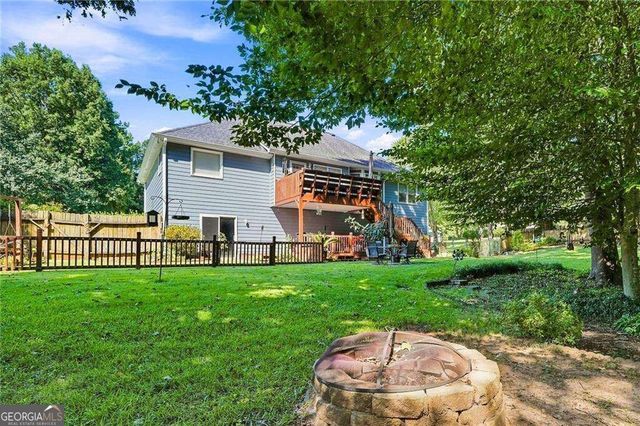 15 Yellowstone Drive, Powder Springs, GA 30127