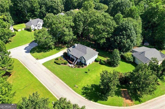15 Yellowstone Drive, Powder Springs, GA 30127