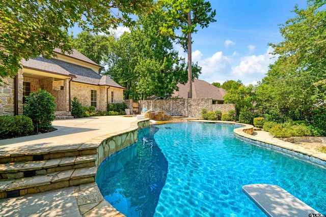 4045 Stonegate Blvd, Tyler, TX 75703