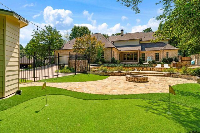 4045 Stonegate Blvd, Tyler, TX 75703
