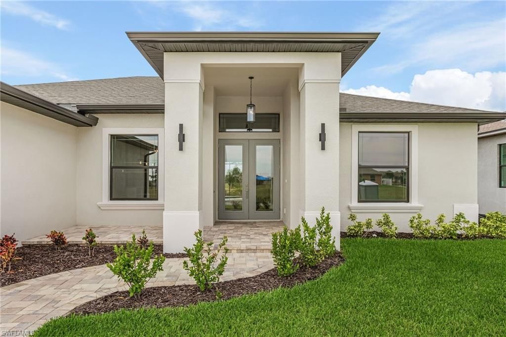 106 SW 33rd PL, CAPE CORAL, FL 33991 — photo 2
