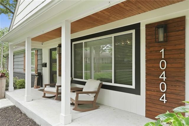 10404 Lee Boulevard, Leawood, KS 66206