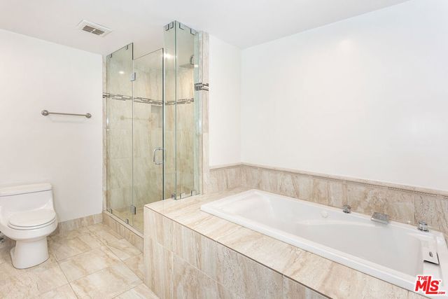 1950 S BEVERLY GLEN Boulevard 102, Los Angeles, CA 90025