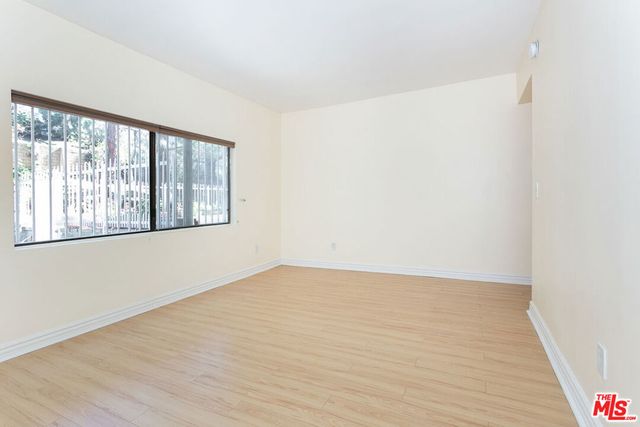 1950 S BEVERLY GLEN Boulevard 102, Los Angeles, CA 90025