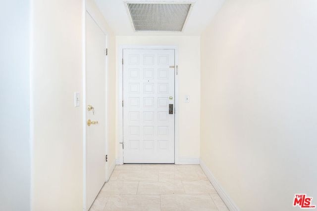 1950 S BEVERLY GLEN Boulevard 102, Los Angeles, CA 90025