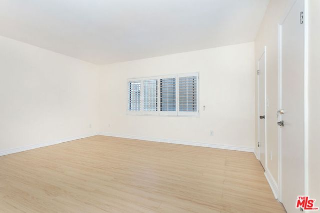 1950 S BEVERLY GLEN Boulevard 102, Los Angeles, CA 90025